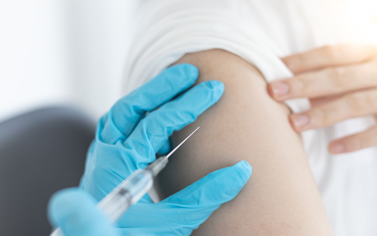 Les vaccins obligatoires en 2023 – Découvrez les nouvelles injections que le gouvernement va vous imposer !